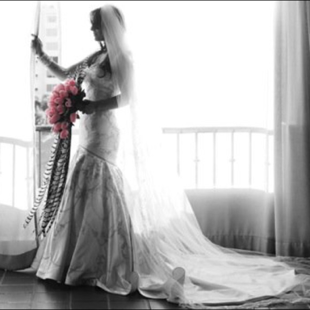 Christine’s Wedding dress on Bling Empire - Picture 2 of 13
